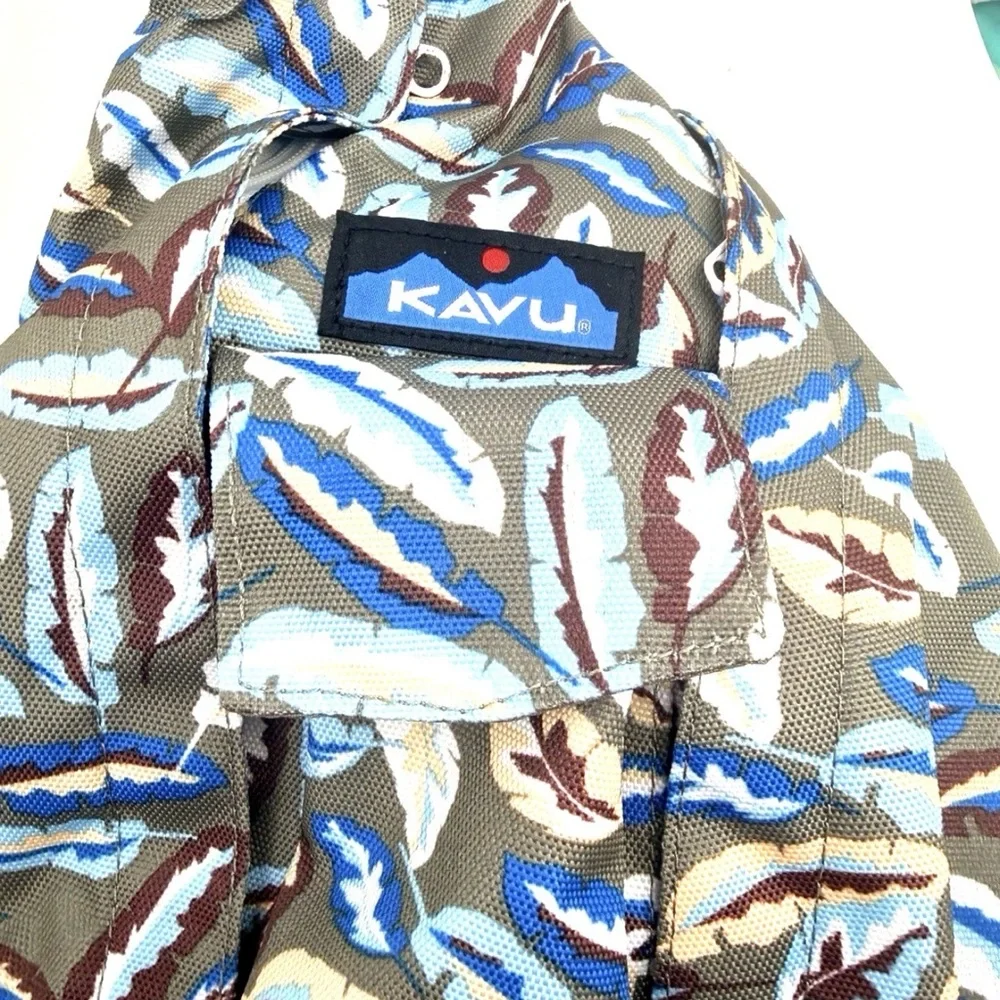 KAVU Gray & Blue Feathers Original Rope Sling Bag Crossbody Backpack EUC - Picture 3 of 8